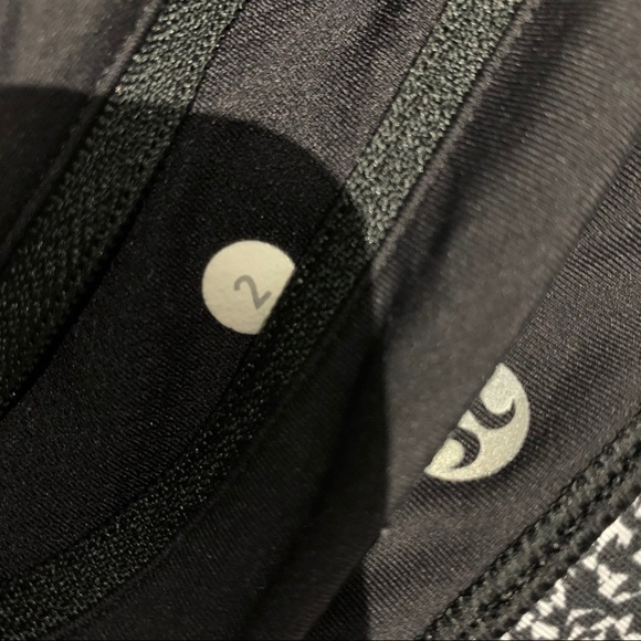 𝅺LULULEMON | Pace Tights Size 2 Flashblack Static Raspberry - Picture 5 of 6